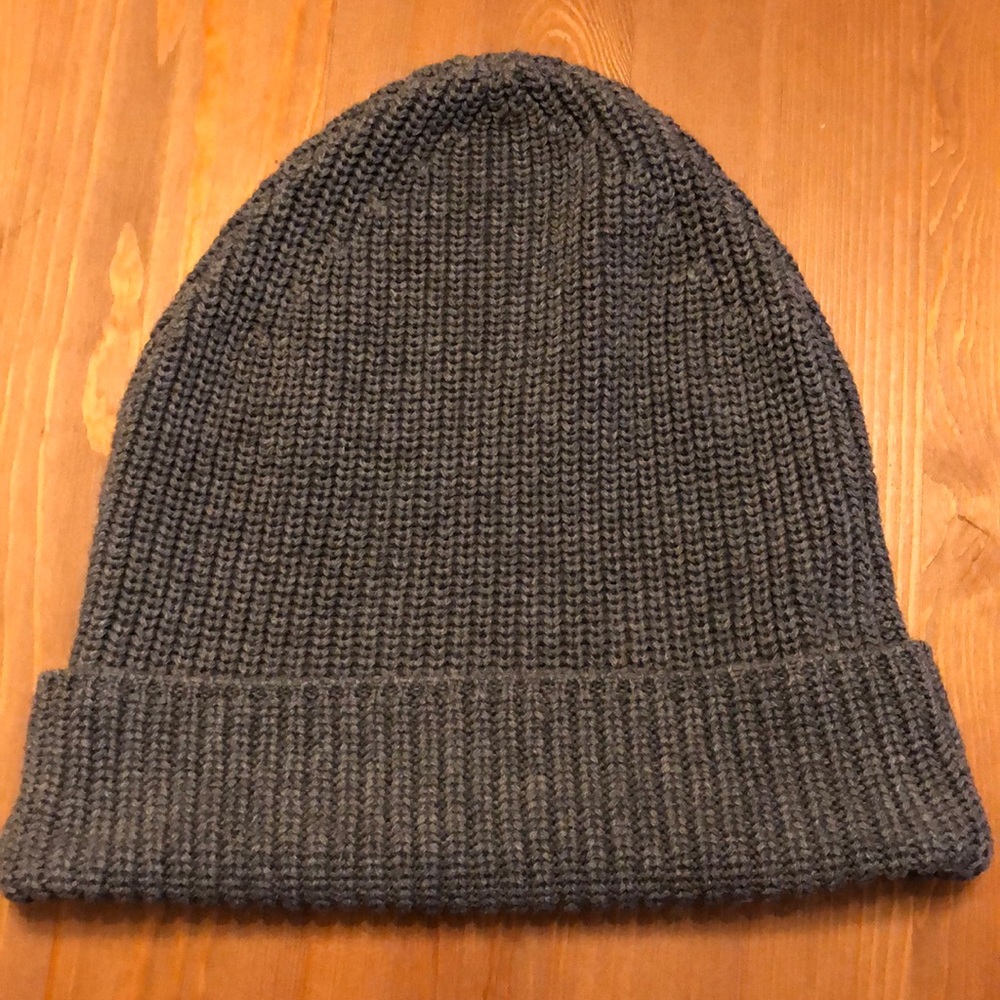 Kindly the Label knit beanie